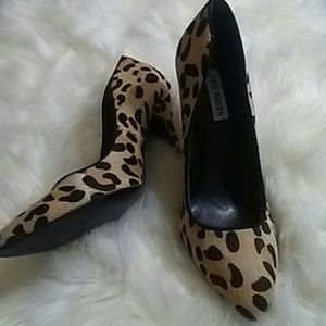 Steve Madden Leopard Pumps